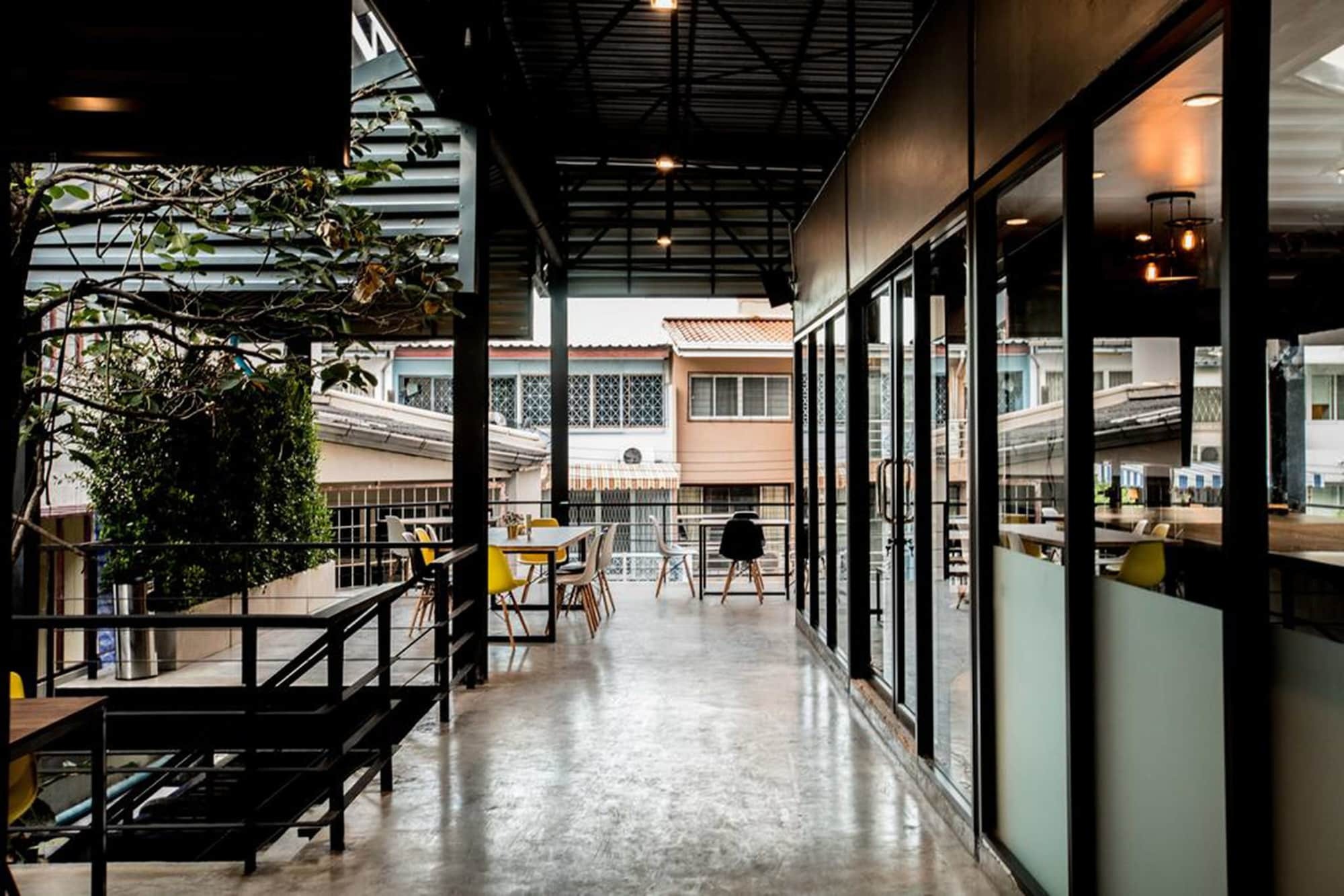The Capsule By Unionspace (Adults Only) Bangkok Exteriör bild