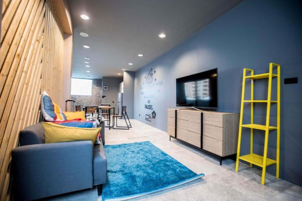 The Capsule By Unionspace (Adults Only) Bangkok Exteriör bild